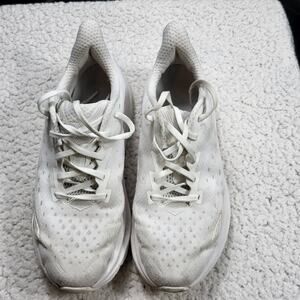 Hoka One One Clifton 9 Women's Sneakers size 8B